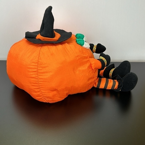 International Silver Co Nylon Pumpkin Jack O Lantern Witch Stuffed Toy Halloween - Picture 5 of 13